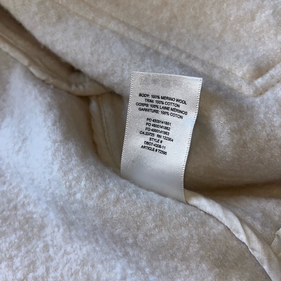 *SOLD* Aritzia Ganna Jacket - Picture 4 of 4